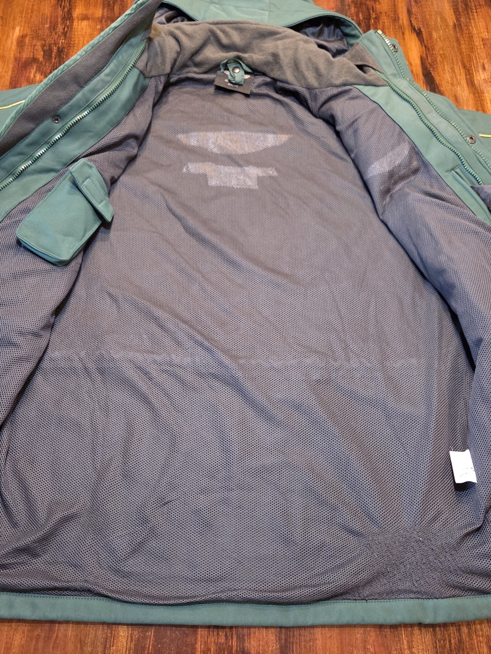 Vintage Aston Martin Racing Coat Men's M collectable, fandom, luxury racing - Picture 8 of 12